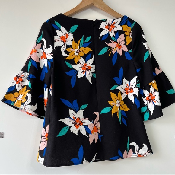 Corey Lynn Calter Anthropologie floral bell sleeve vibrant blouse - Picture 5 of 5